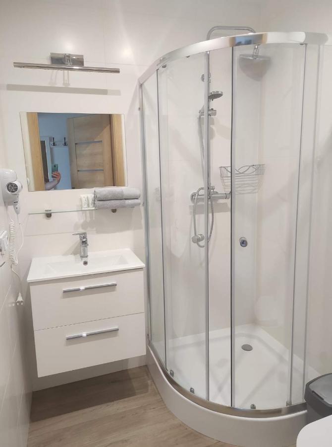 Spij W Kudowie Apartament I Pokoje Goscinne Kudowa Zdroj Luaran gambar