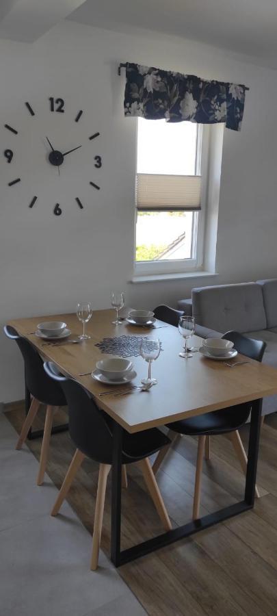 Spij W Kudowie Apartament I Pokoje Goscinne Kudowa Zdroj Luaran gambar